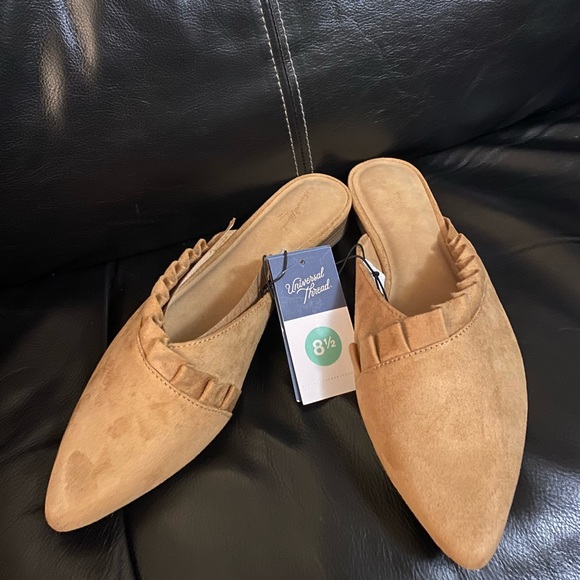 Universal Thread Shoes - Woman’s Dahlia Flats-8 1/2-Tan-Universal Thread